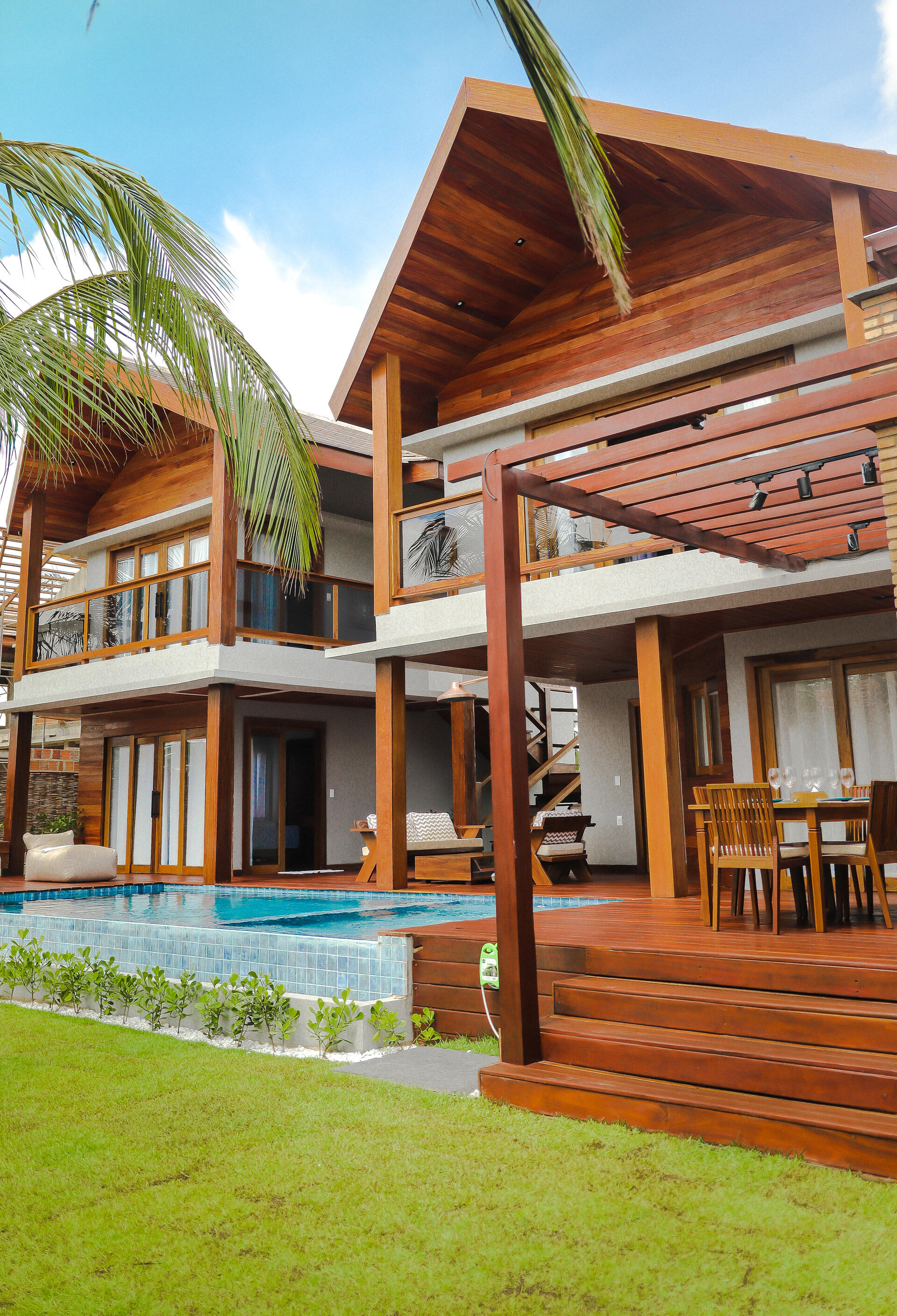Deck Complete Villa