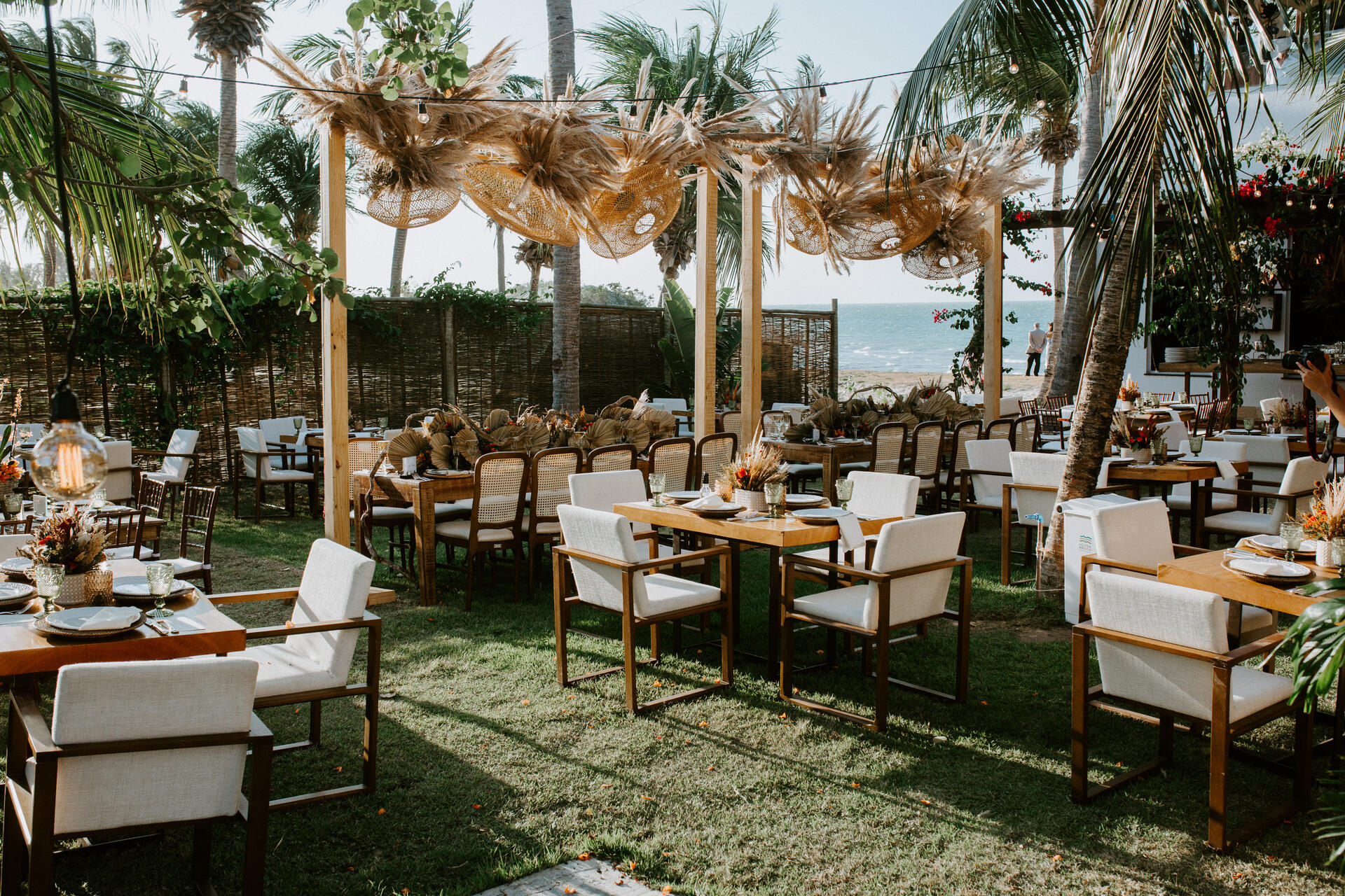 Casamento à beira-mar HURA